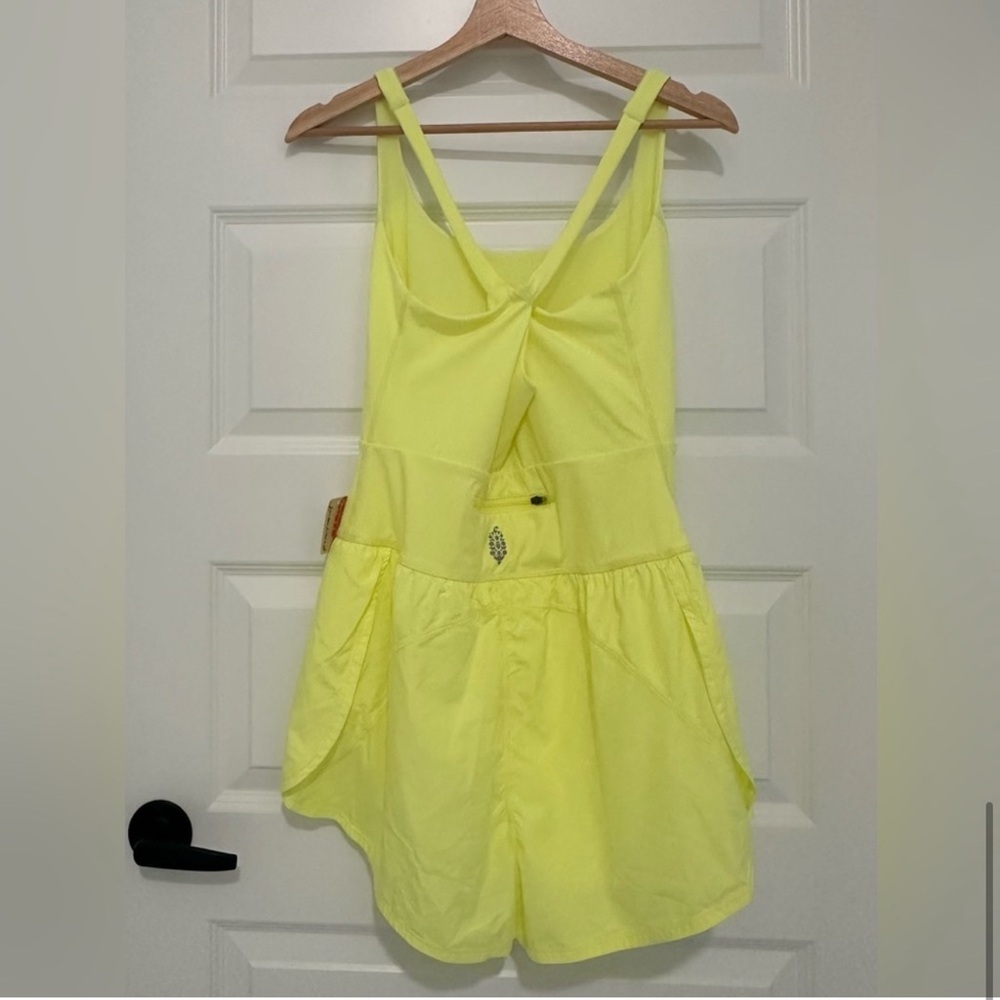 FP Movement Righteous Runsie. Size Xsmall.  NWT - Picture 6 of 6